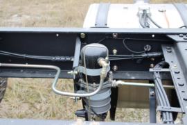 东风菁鹰&nbsp;牵引车底盘                                                图片