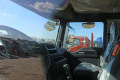 中国重汽 汕德卡SITRAK C5H重卡 340马力 8X4 8.6米栏板载货车底盘(ZZ1316N466GE1) 中国重汽 汕德卡SITRAK C5H重卡 340马力 8X4 8.6米栏板载货车底盘(ZZ1316N466GE1)