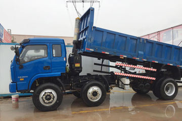 Ծ�� ����X500 160���� 6X2 6.7����ж��(SH3252VGDDWW4)ͼƬ