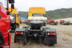 东风 特商重卡 380马力 6X4 LNG牵引车(DFE4250VFN)