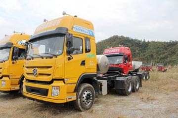 东风 特商重卡 380马力 6X4 LNG牵引车(DFE4250VFN)