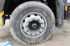 东风 特商重卡 380马力 6X4 LNG牵引车(DFE4250VFN)
