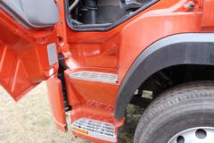 东风 特商重卡 336马力 4X2 LNG牵引车(EQ4180VFN)