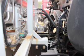 特商&nbsp;牵引车底盘                                                图片