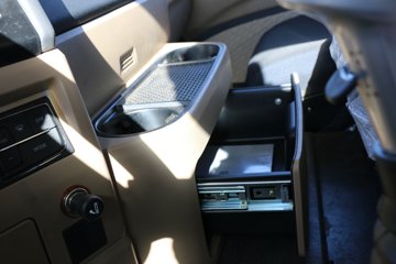 �й����� HOWO T5G 340���� 8X4 9.4����س�(ZZ5317XLCN466GE1)ͼƬ