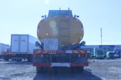 中国重汽 HOWO T5G 210马力 4X2 运油车(醒狮牌)(SLS5160GYYZ5)
