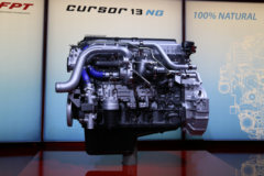 菲亚特C13 460马力 12.9L 国六 天然气发动机