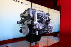 菲亚特C13 460马力 12.9L 国六 天然气发动机