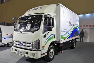 德力汽车 德帅V5 4.5T 4.15米厢式纯电动轻卡83.2kWh