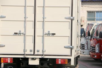 ���� ������ 95���� 4.2�׵�����ʽ�Ῠ(KMC5042XXYA33D5)ͼƬ