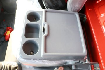 ���� GK8������ 95���� 4X2 4.2����ж��ͼƬ