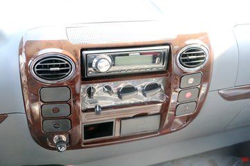 ���� GK8������ 95���� 4X2 4.2����ж��ͼƬ