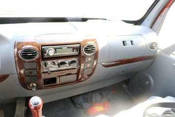 ���� GK8������ 95���� 4X2 4.2����ж��ͼƬ