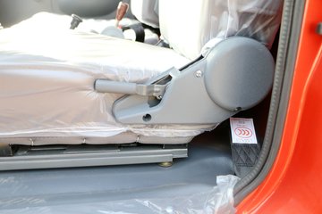 ���� GK8������ 95���� 4X2 4.2����ж��ͼƬ