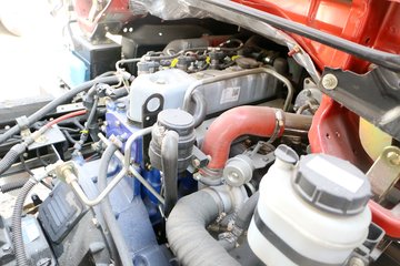 ���� GK8������ 95���� 4X2 4.2����ж��ͼƬ