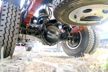 ���� GK8������ 95���� 4X2 4.2����ж��ͼƬ