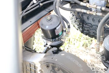 ���� GK8������ 95���� 4X2 4.2����ж��ͼƬ