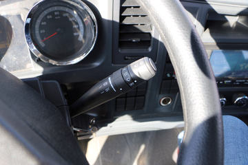 �й�����HOWO G5X�п� 210���� 6.75�������ػ�������(ZZ1187G521DE1)ͼƬ