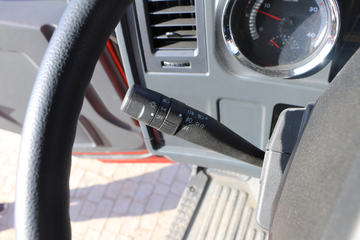 �й�����HOWO G5X�п� 210���� 6.75�������ػ�������(ZZ1187G521DE1)ͼƬ