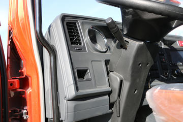 �й�����HOWO G5X�п� 210���� 6.75�������ػ�������(ZZ1187G521DE1)ͼƬ