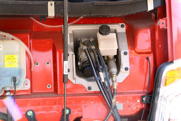 �й�����HOWO G5X�п� 210���� 6.75�������ػ�������(ZZ1187G521DE1)ͼƬ