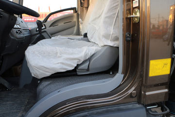 �й�����HOWO ���� 95���� 4.165�׵��������Ῠ(խ��)(ZZ1047F3315E145)ͼƬ