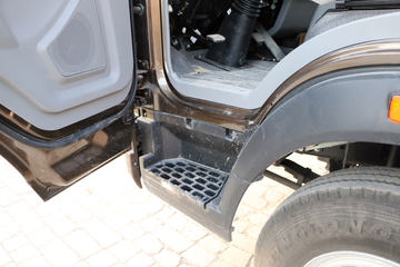 �й�����HOWO ���� 95���� 4.165�׵��������Ῠ(խ��)(ZZ1047F3315E145)ͼƬ