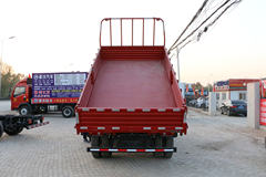 中国重汽HOWO 悍将 129马力 4X2 4.15米自卸车(万里扬5挡)(ZZ3047G3415E143)