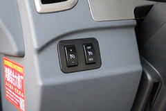 中国重汽HOWO 悍将 129马力 4X2 4.15米自卸车(万里扬5挡)(ZZ3047G3415E143)