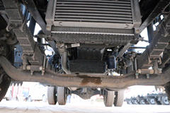 中国重汽HOWO 悍将 129马力 4X2 4.15米自卸车(万里扬5挡)(ZZ3047G3415E143)