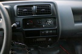 K22&nbsp;载货车驾驶室                                               图片