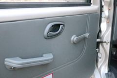 凯马 K22 87马力 3.3米单排栏板微卡(KMC1035Q32D5)