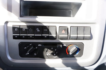 �й�����HOWO ���� 170���� 4.15�׵��Ų�դʽ�ῨͼƬ