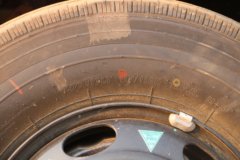 福田 奥铃TX 标配版 110马力 4.23米单排仓栅式轻卡(断气刹)(BJ5049CCY-C1)
