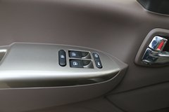 福田 欧马可S3系 143马力 3.83米排半栏板轻卡(BJ1048V9JEA-FA)