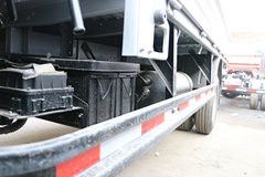 福田 欧马可S3系 143马力 3.83米排半栏板轻卡(BJ1048V9JEA-FA)