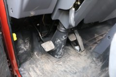 福田 奥铃捷运 143马力 4.23米单排仓栅式轻卡(BJ5049CCY-B1) 福田 奥铃捷运 143马力 4.23米单排仓栅式轻卡(BJ5049CCY-B1)