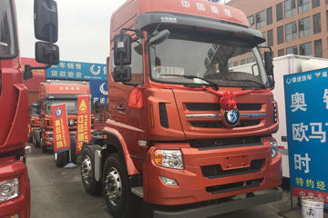 中国重汽成都商用车 W5B-H重卡 280马力 6X2 7.8米仓栅式载货车(CDW5251CCYA1T5)