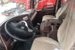 中国重汽成都商用车 W5B-H重卡 280马力 6X2 7.8米仓栅式载货车(CDW5251CCYA1T5)