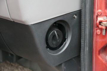���� ����F7 95���� 4X2 4.2����ж��(��90˫��)(����)ͼƬ