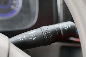 ���� ����F7 95���� 4X2 4.2����ж��(��90˫��)(����)ͼƬ