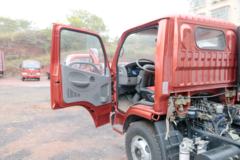 东风 福瑞卡F7 95马力 4X2 4.2米自卸车(Φ90双顶)(云内)(EQ3080S3GDF)