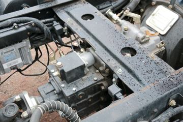 ���� ����F7 95���� 4X2 4.2����ж��(��90˫��)(����)(EQ3080S3GDF)ͼƬ