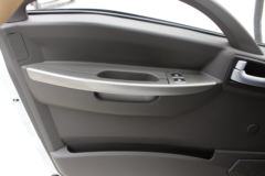 现代商用车 致道300N 快运版 116马力 4.095米单排厢式轻卡底盘(CNJ5040XXYEDF33V) 现代商用车 致道300N 快运版 116马力 4.095米单排厢式轻卡底盘(CNJ5040XXYEDF33V)