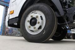 现代商用车 致道300N 快运版 116马力 4.095米单排厢式轻卡底盘(CNJ5040XXYEDF33V) 现代商用车 致道300N 快运版 116马力 4.095米单排厢式轻卡底盘(CNJ5040XXYEDF33V)