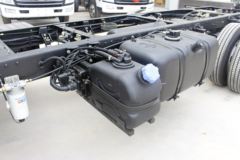 现代商用车 致道500M 130马力 4.165米单排厢式轻卡底盘(六安5挡)(CNJ5041XXYQDA33V)