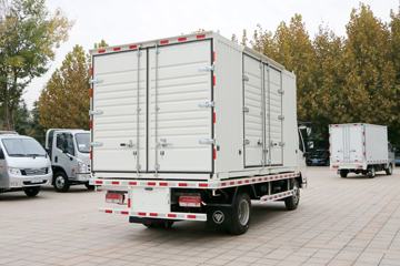 ����ʱ�� M3 143���� 4X2ƽ�����䳵ͼƬ