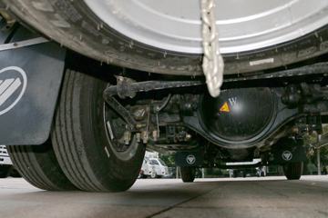����ʱ�� M3 143���� 4X2ƽ�����䳵ͼƬ