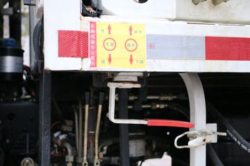 ����ʱ�� M3 143���� 4X2ƽ�����䳵ͼƬ