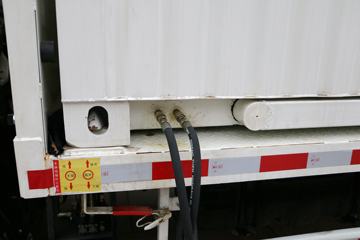����ʱ�� M3 143���� 4X2ƽ�����䳵ͼƬ
